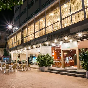 *** Hotel Gaudi Hiszpania